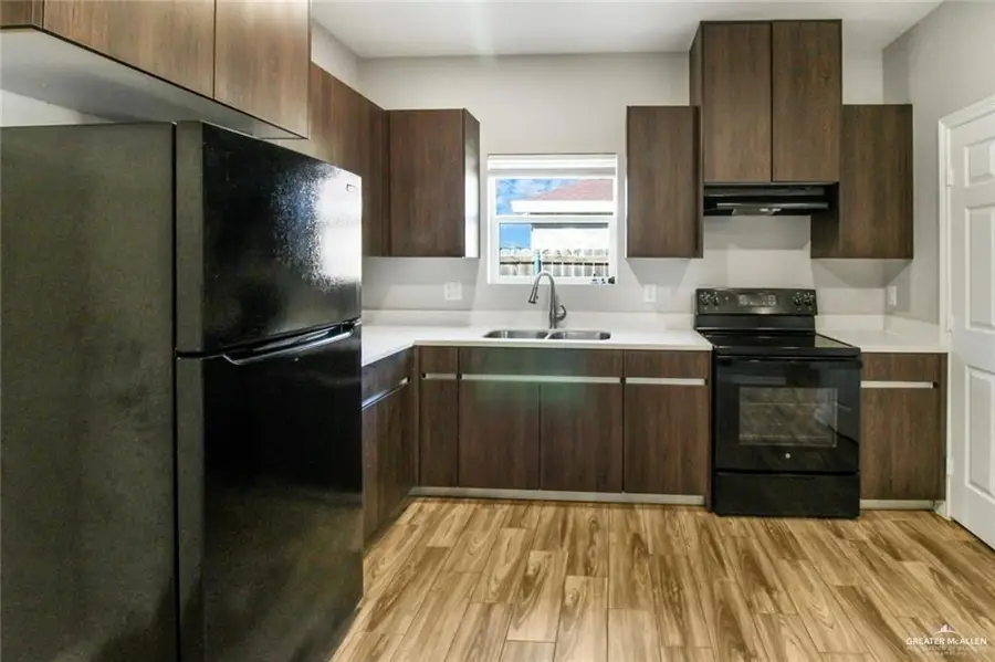 904 W Mahala Avenue, Mission, TX 78573 - #2