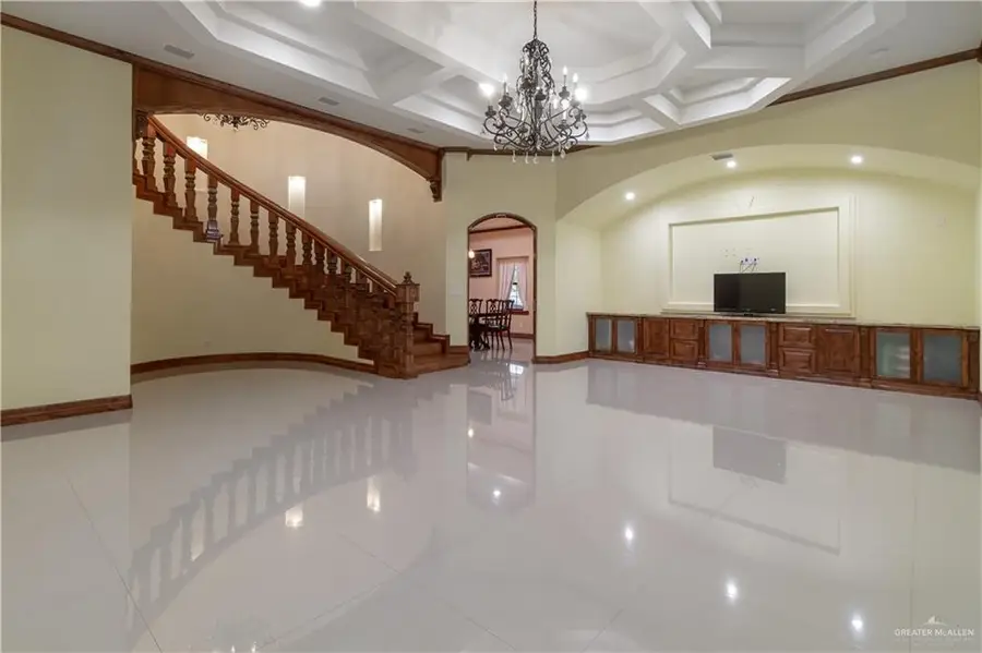 2204 E Trenton Road, Edinburg, TX 78542 - #2