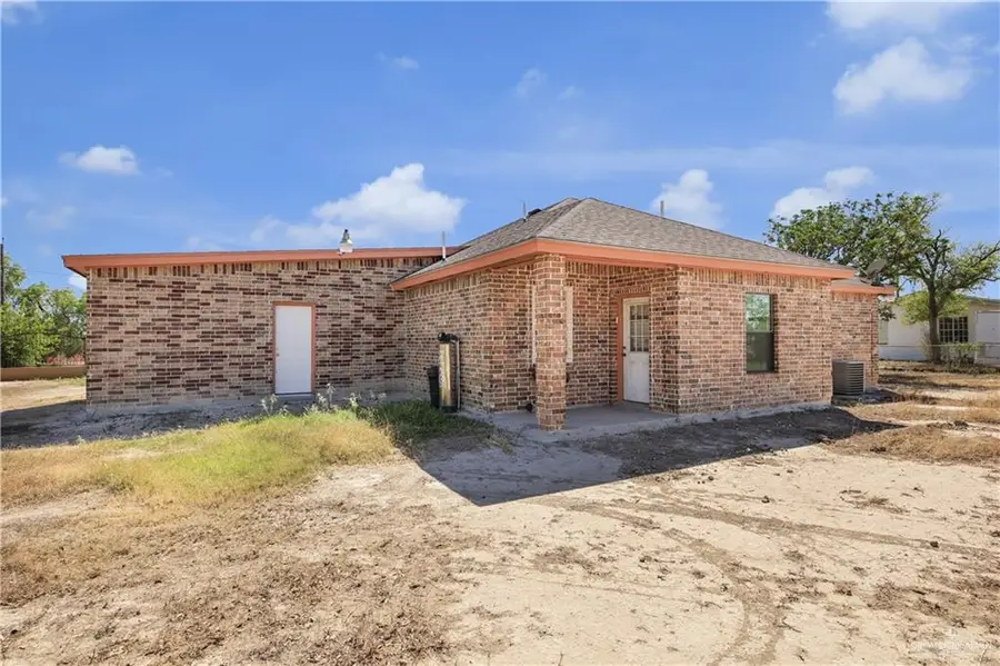 814 W 2nd Street, Mission, TX 78572 - #3