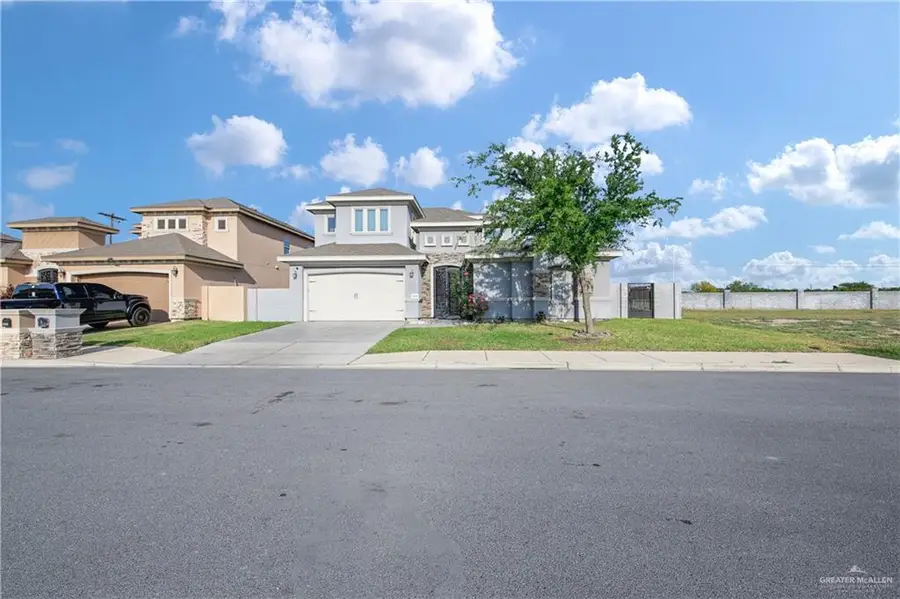 2410 Colvin Avenue, Edinburg, TX 78539 - #2