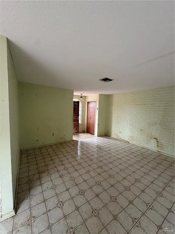 601 W J-k Avenue, McAllen, TX 78504 - #2