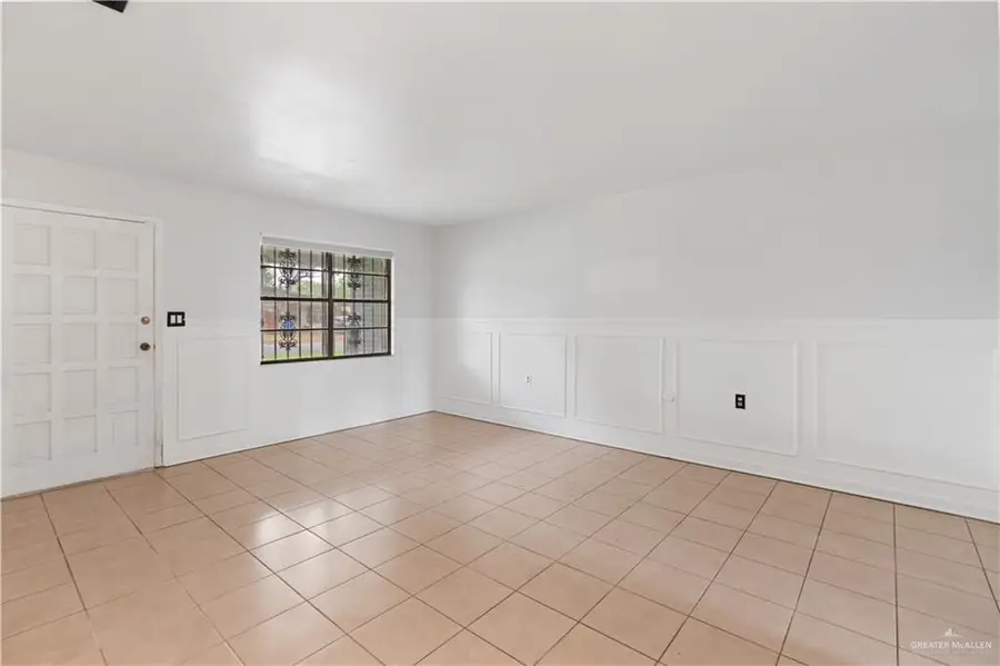 202 N 40th Street, McAllen, TX 78501 - #2