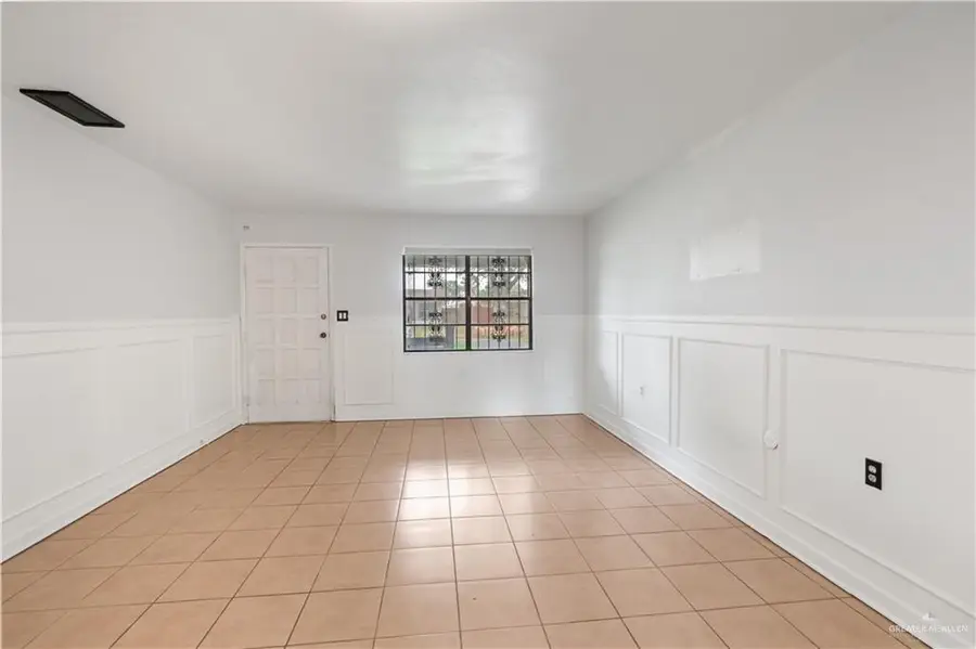 202 N 40th Street, McAllen, TX 78501 - #3