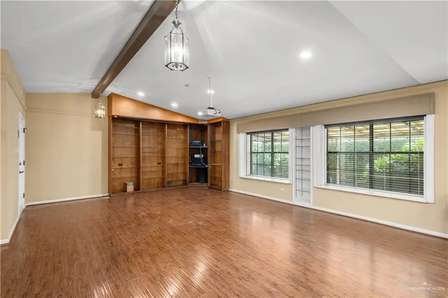 501 Kennedy Avenue, McAllen, TX 78501 - #3