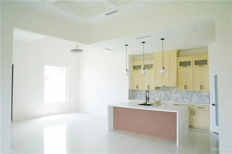 3006 Truman Avenue, Mission, TX 78574 - #3