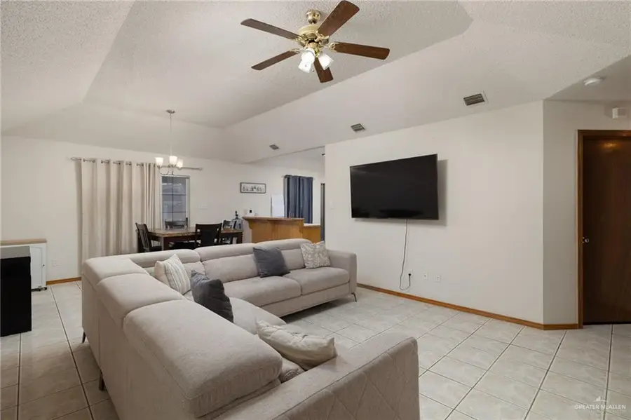 615 Northridge Drive, Edinburg, TX 78539 - #3