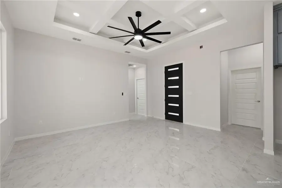 908 E 39th Street, San Juan, TX 78579 - #2