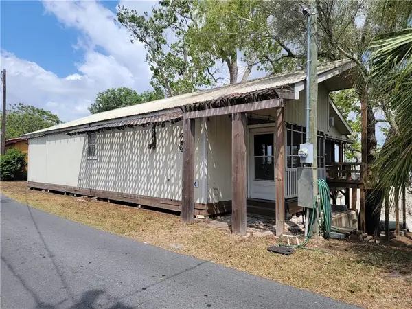 8544 Lago Vista Drive, Edcouch, TX 78538