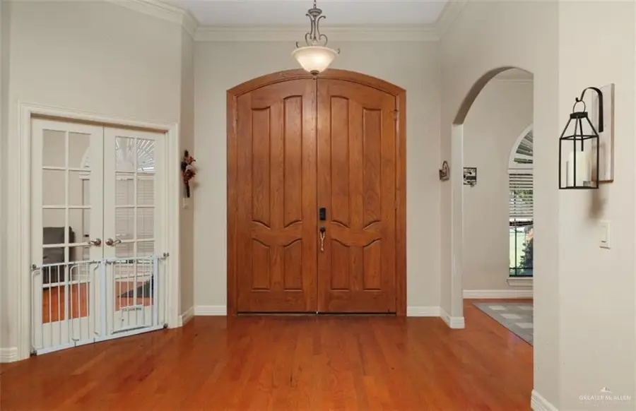 5604 E Curry Road, Edinburg, TX 78542 - #2