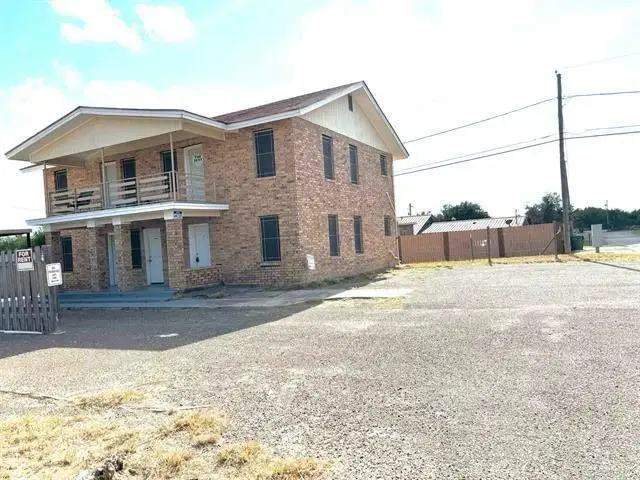 1109 Jackson Street, Zapata, TX 78076 - #3