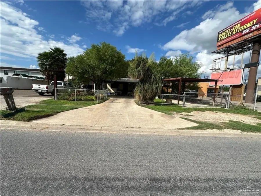 804 Frontage Road E, Alamo, TX 78516 - #3