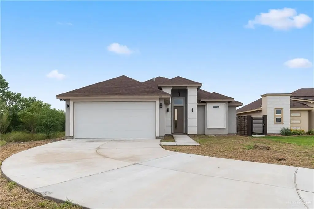 409 W La Pointe Avenue, Mission, TX 78573 - #1