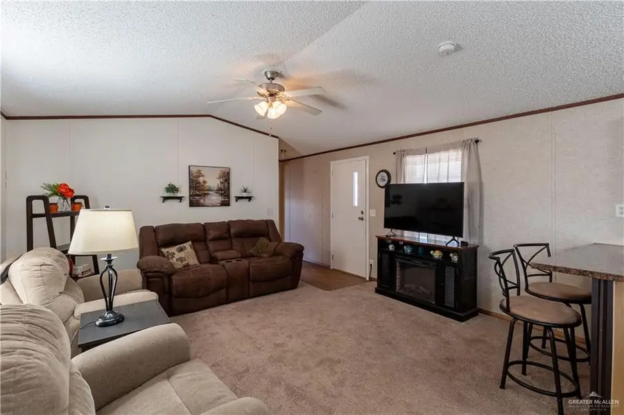 215 S Valley View Road #81, Donna, TX 78537 - #3