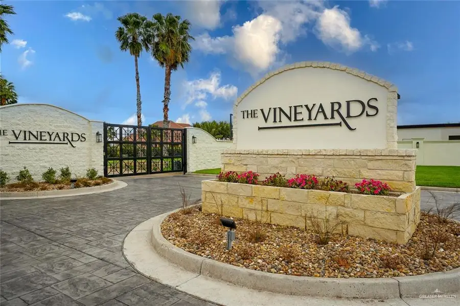 3900 Cosentino Drive, Edinburg, TX 78541 - #3