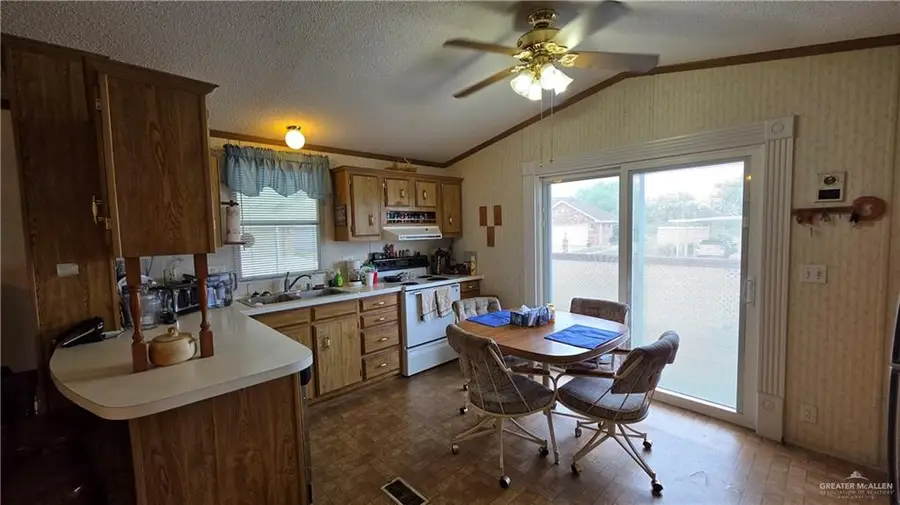 2002 Green Gate Circle N, Palmview, TX 78572 - #3