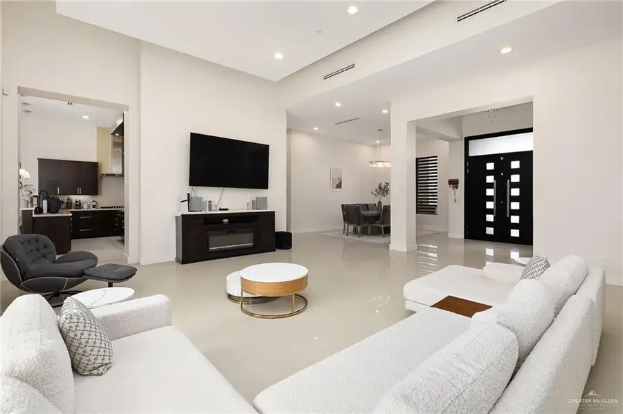 4401 S L Street, McAllen, TX 78503 - #3