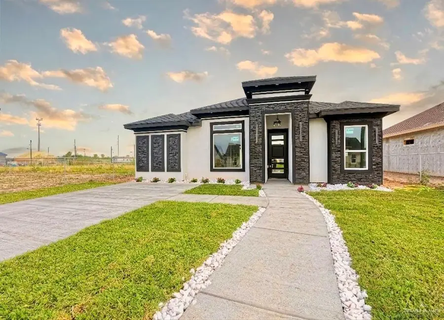 338 Barcelona Drive, Donna, TX 78537 - #2