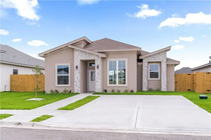 1200 E Evergreen Street, San Juan, TX 78589 - #2