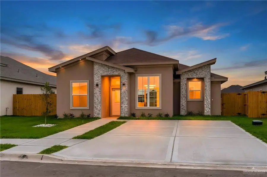 1200 E Evergreen Street, San Juan, TX 78589 - #3