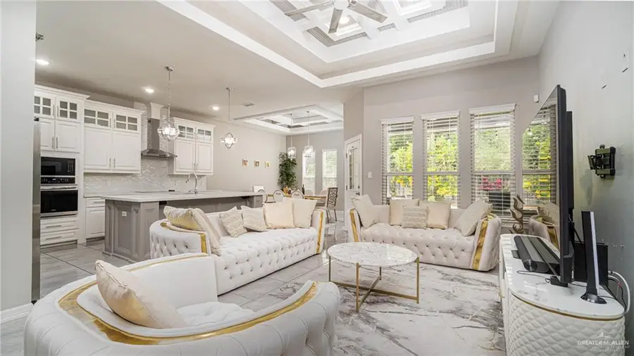 1809 Red River Avenue, Edinburg, TX 78539 - #2