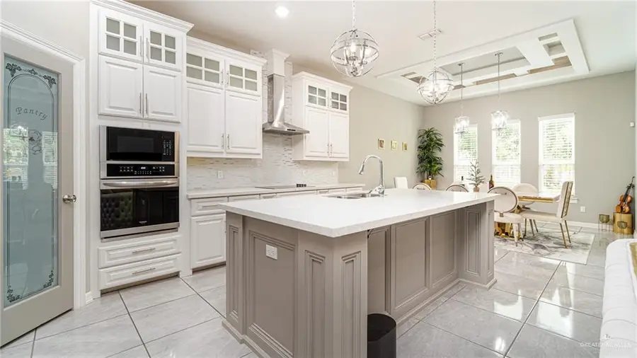 1809 Red River Avenue, Edinburg, TX 78539 - #3