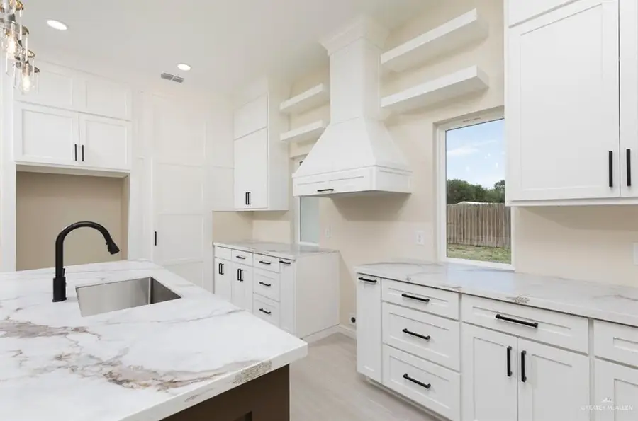 4904 Duke Avenue, McAllen, TX 78504 - #2