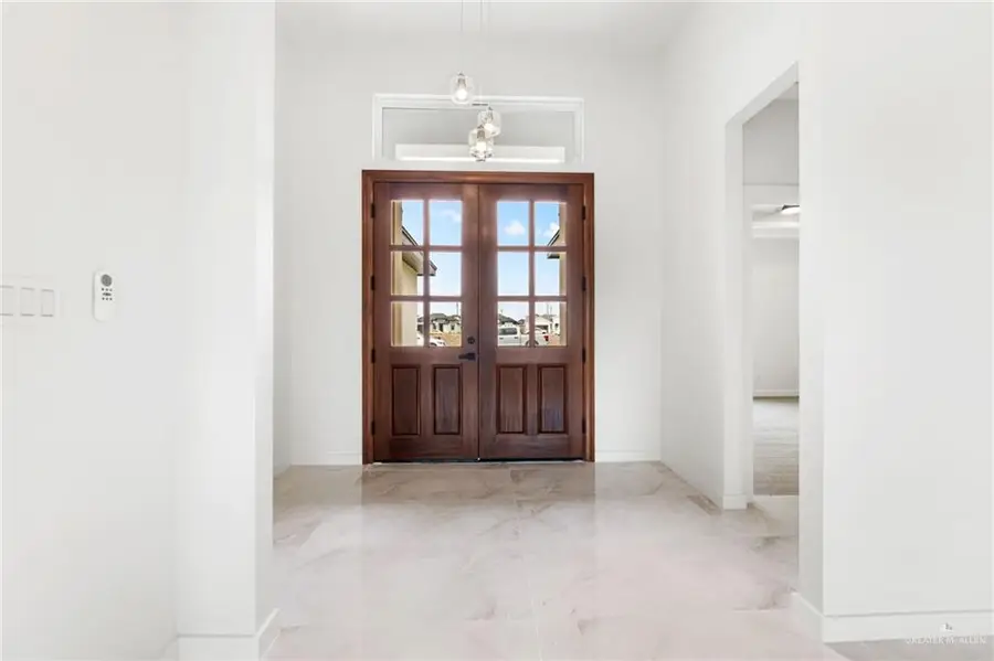 307 N 32nd Street, Hidalgo, TX 78557 - #3