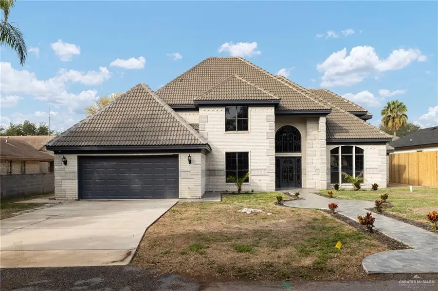 915 Durango Street, Mission, TX 78572 - #3