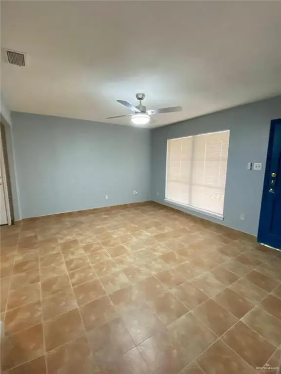 2233 Ivy Avenue, McAllen, TX 78501 - #3