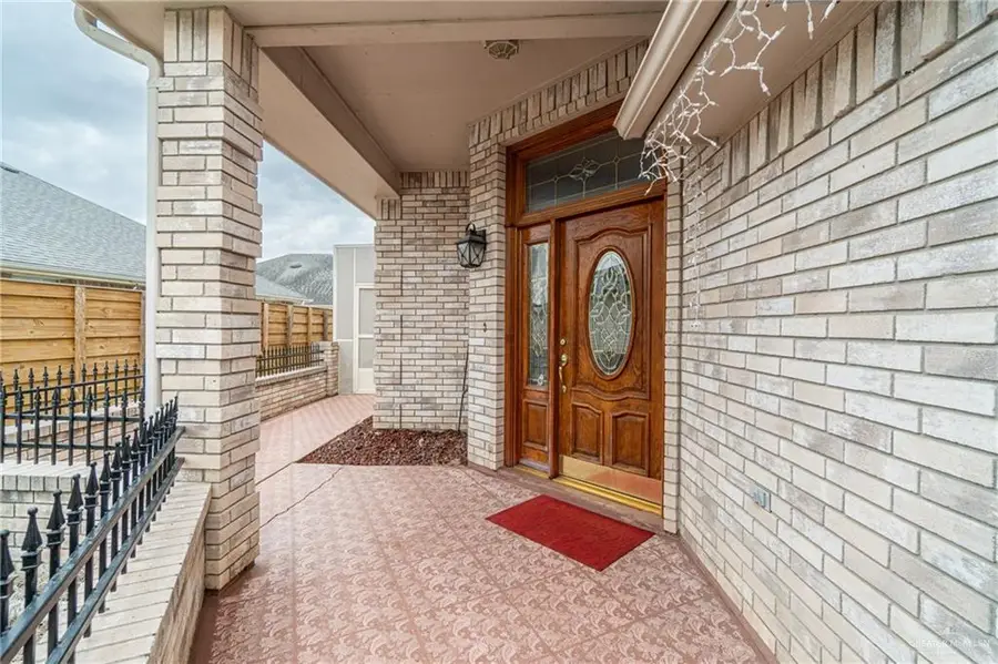 713 Lake View Drive, Mission, TX 78572 - #2