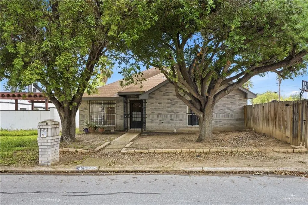 2421 W Jonquil Avenue, McAllen, TX 78501 - #1