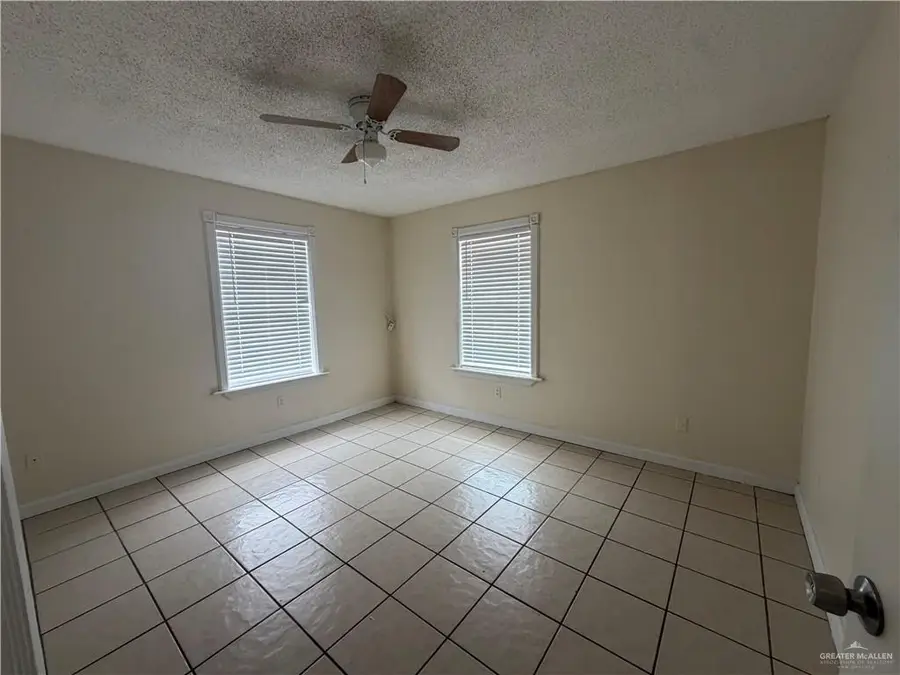 906 N 29th Street, McAllen, TX 78501 - #3