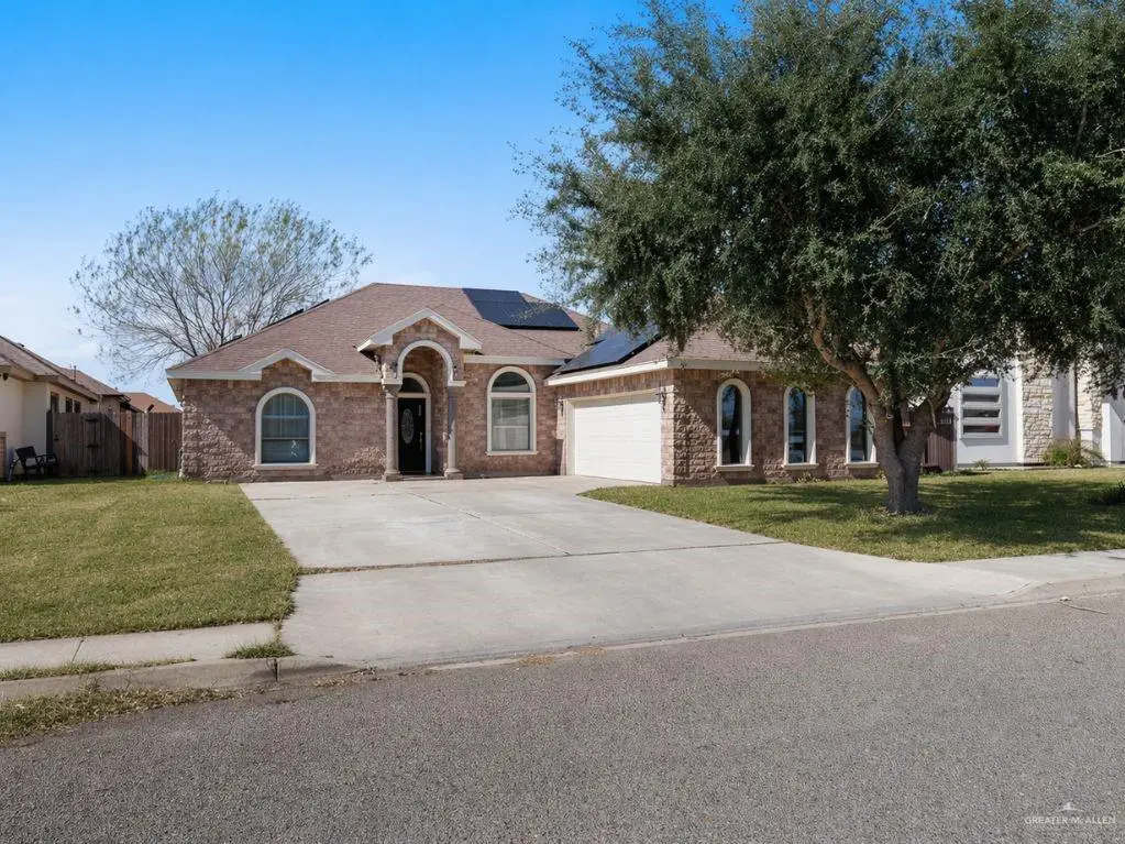 304 N 18th Street, Hidalgo, TX 78557 - #1