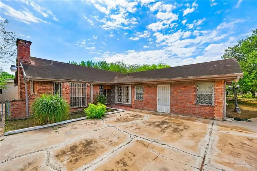 605 8th Street, Hidalgo, TX 78557 - #3