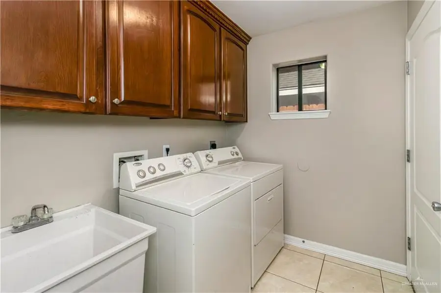 520 E Feather Avenue, Pharr, TX 78577 - #3