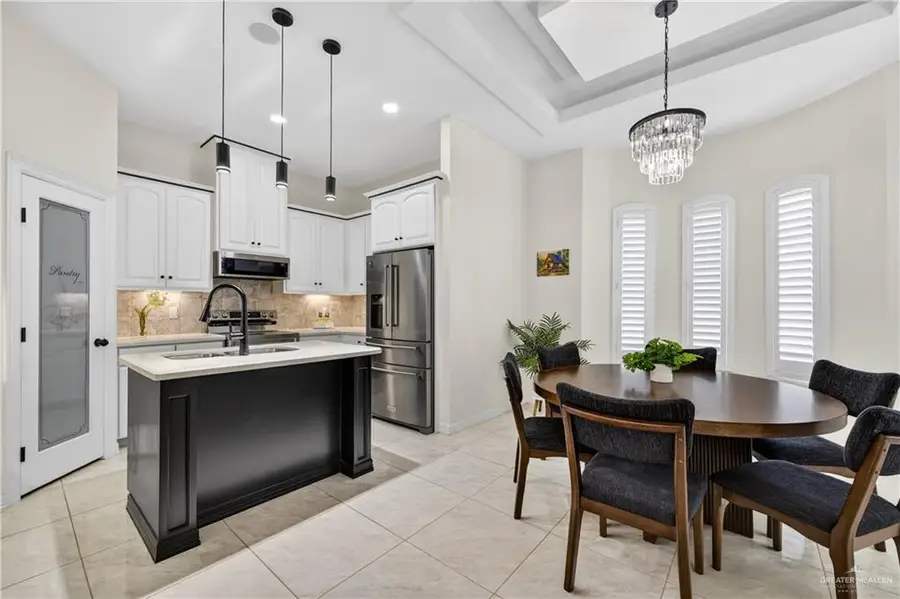 3301 E Barkley Street, Edinburg, TX 78542 - #3