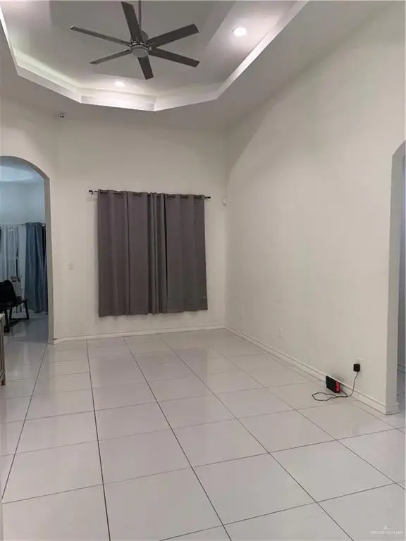 1100 W Eisenhower Avenue, Alton, TX 78573 - #3