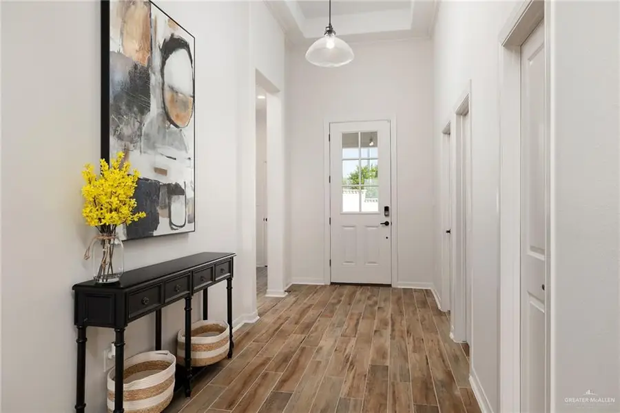 1565 E Silos Avenue, Edinburg, TX 78542 - #3