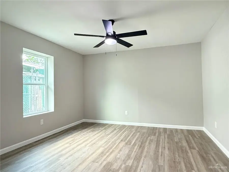 2833 Redwood Avenue, McAllen, TX 78501 - #3