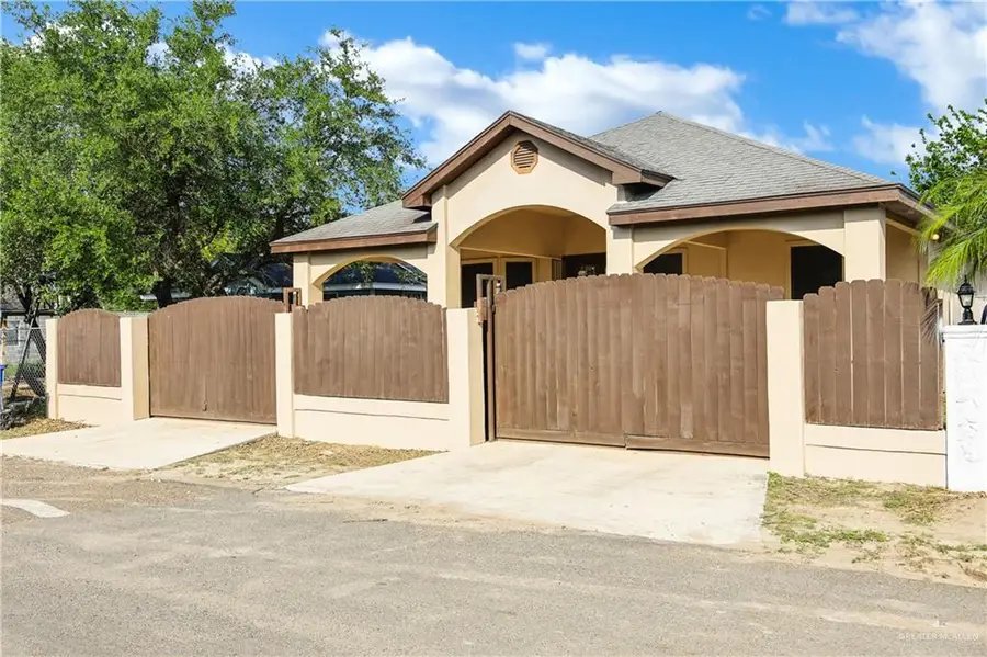 506 Pasco Street, Rio Grande City, TX 78582 - #3