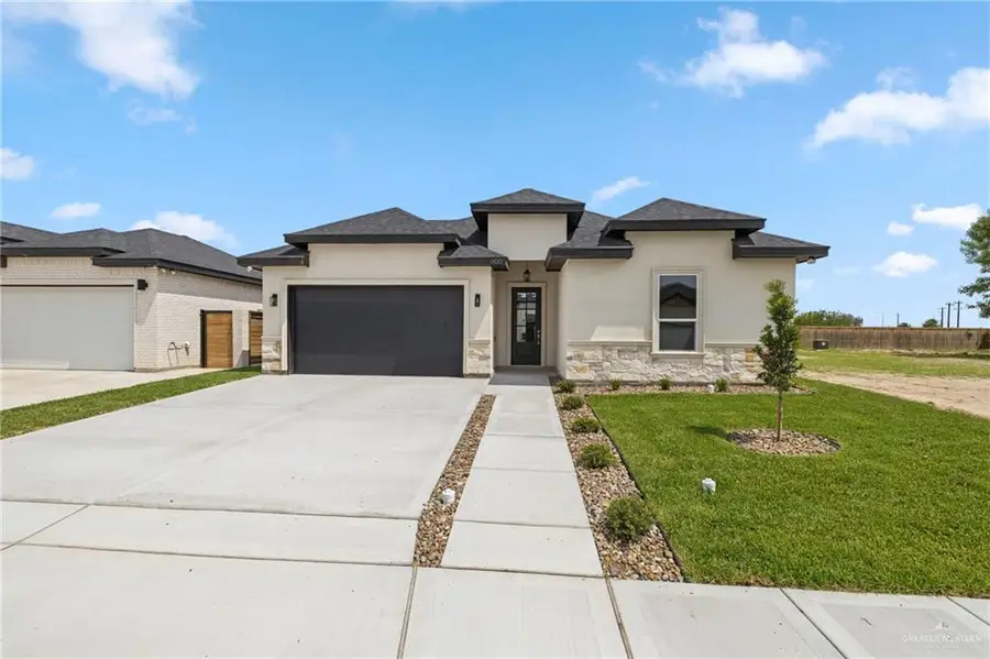 900 Magnolia Street, Mission, TX 78573 - #2