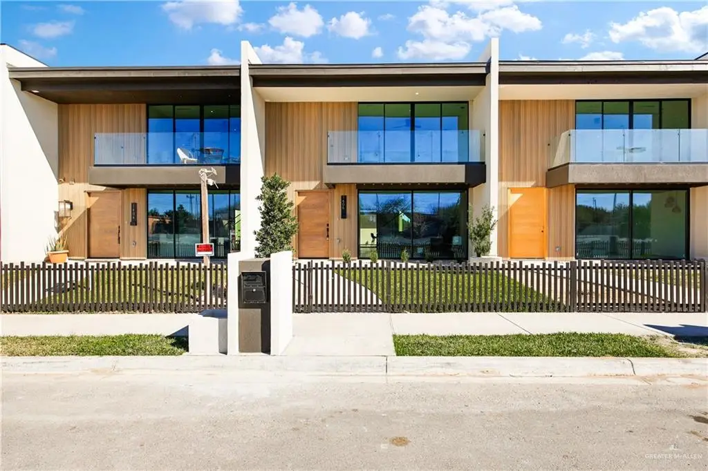 1406 N 7th Avenue, Edinburg, TX 78539 - #1