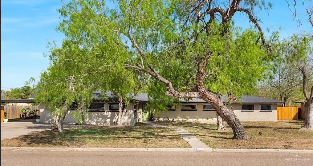 1214 S 13th Avenue, Edinburg, TX 78539 - #1
