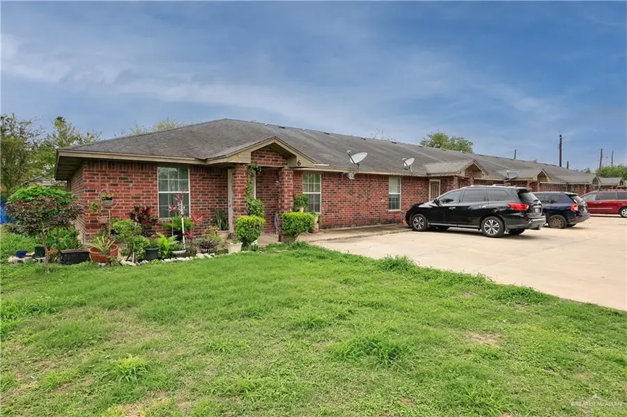 905 South Avenue, Donna, TX 78537 - #2