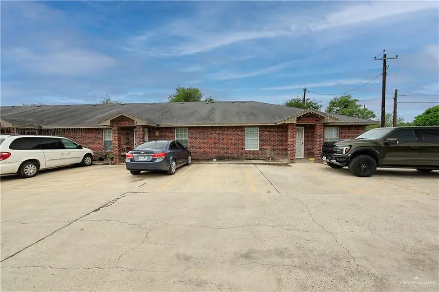905 South Avenue, Donna, TX 78537 - #3