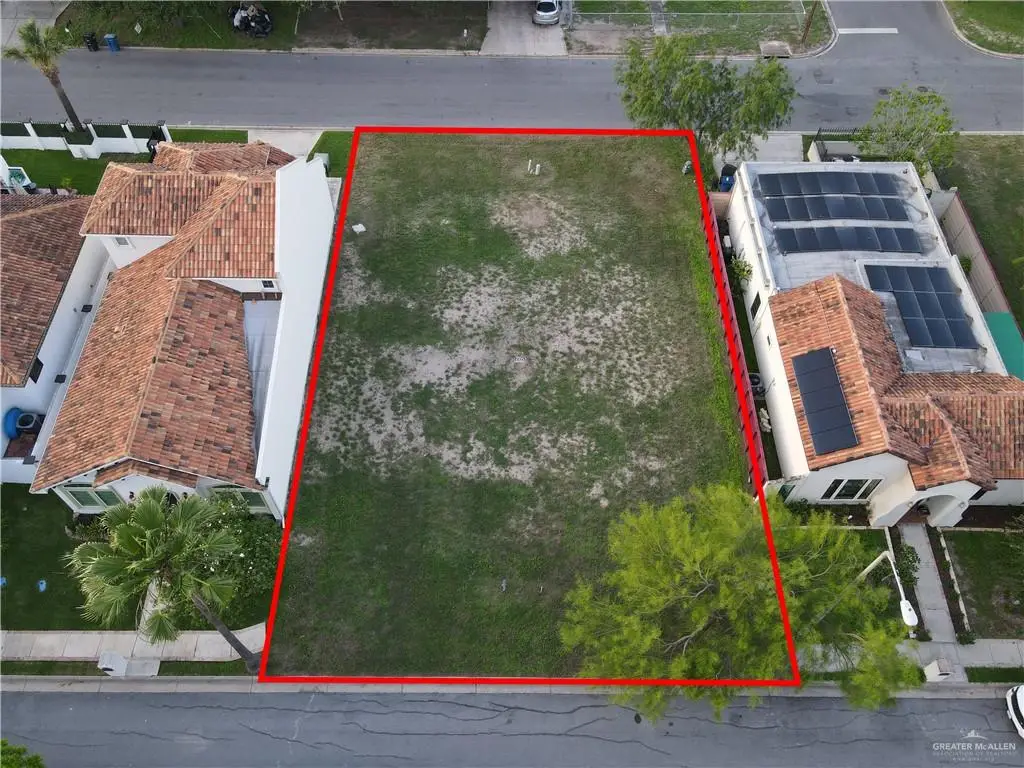 424 Cottonwood Avenue, McAllen, TX 78501 - #1