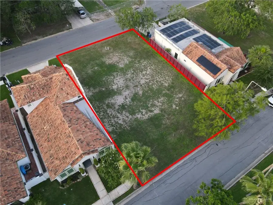 424 Cottonwood Avenue, McAllen, TX 78501 - #2