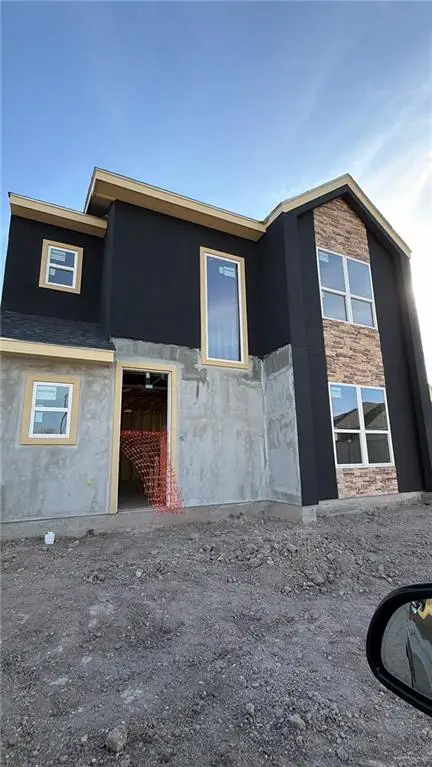 715 W Seminole Avenue, Pharr, TX 78577