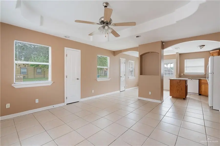 1607 W Douglas Avenue, Pharr, TX 78577 - #2