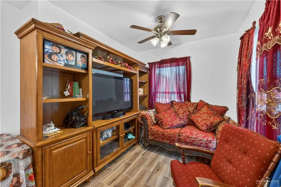 4002 Salinas Street, Edinburg, TX 78541 - #3